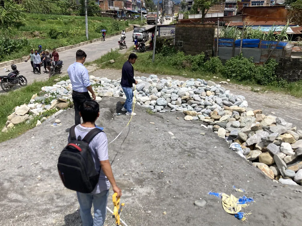 नियमविपरीत नदीजन्य पदार्थ सङ्कलन गर्नेलाई १६ लाख जरिवाना