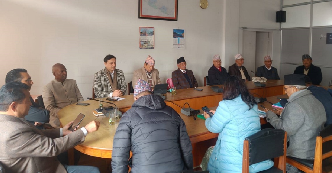 प्रचण्डले बोलाएको विपक्षी दलको बैठक जारी, अध्यादेशबारे निर्णय हुने