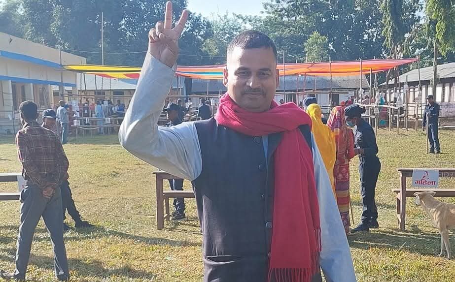 आर्थिक हिनामिना तथा ठगी गरेको आरोपमा जनमतले आफ्नै कोषाध्यक्ष यादवलाई गर्यो निलम्बन, यस्तो छ ४ बुँदे स्पष्टीकरण